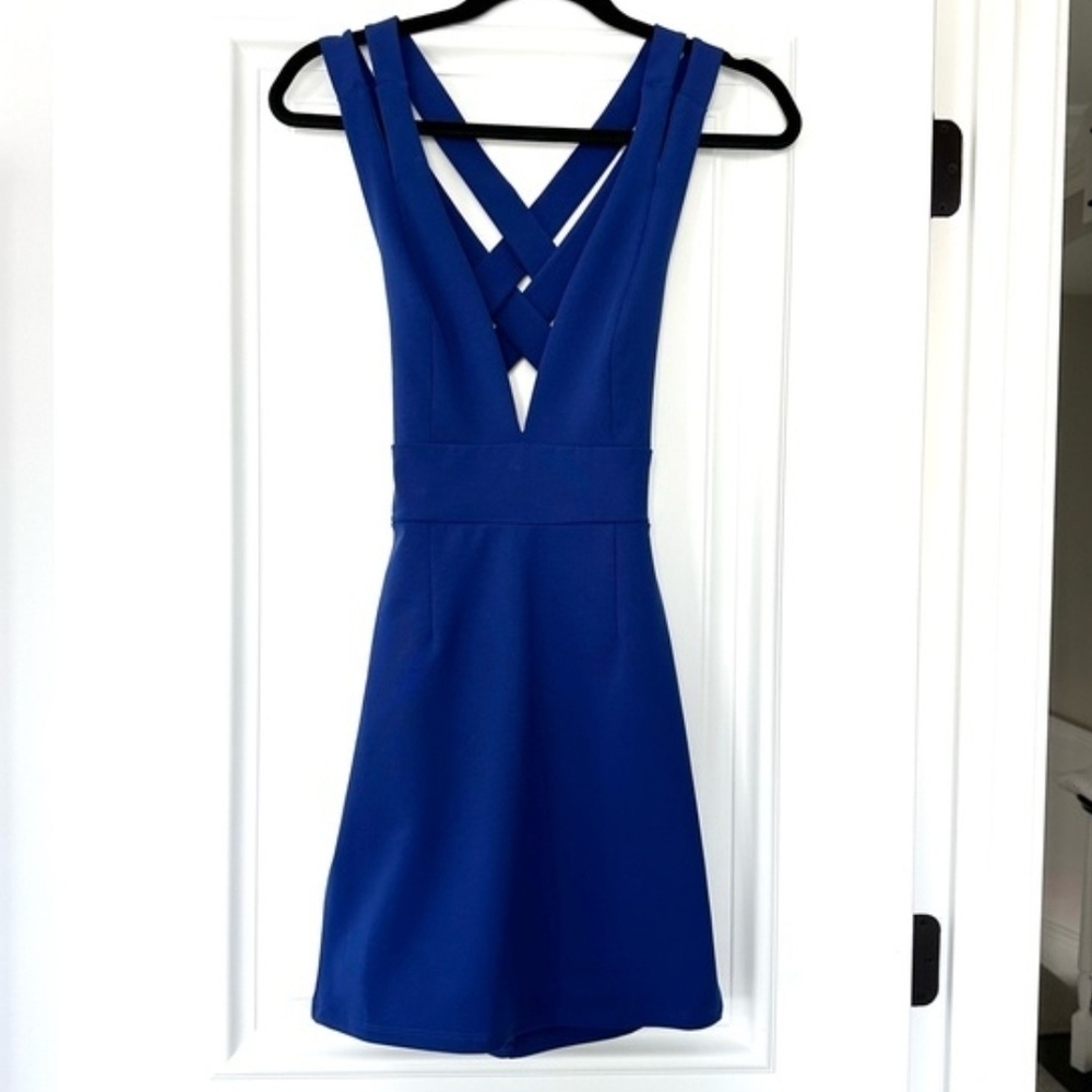 NBD By Revolve Striking Blue V Neck Halter Bodycon Dress Size Medium!